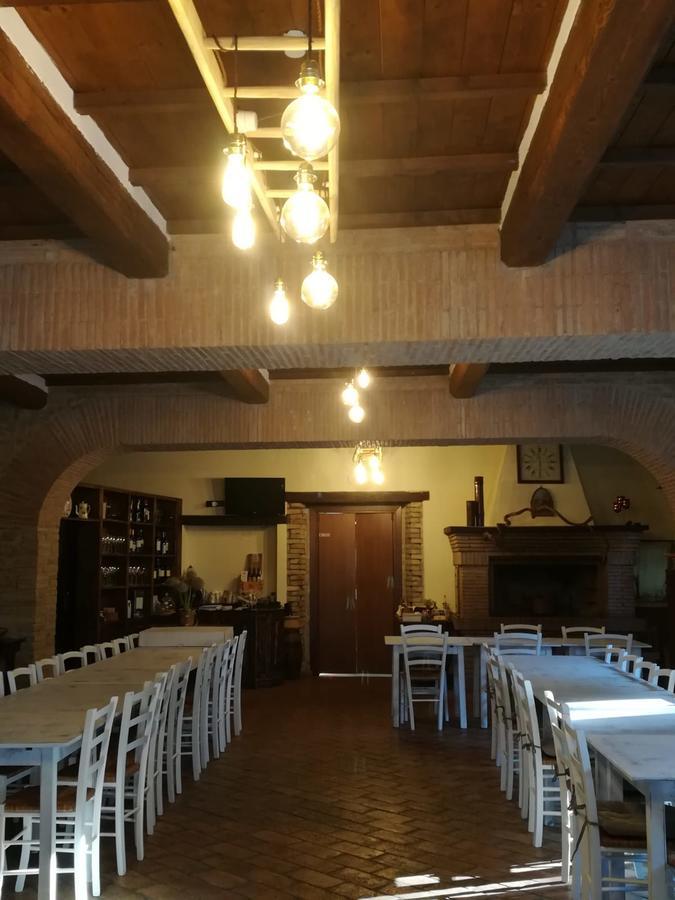 Societa Agricola F.Lli Angelucci Villa Cannara Exterior photo