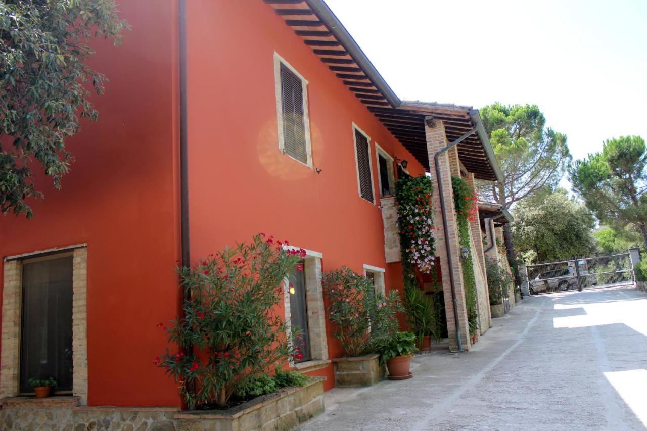 Societa Agricola F.Lli Angelucci Villa Cannara Exterior photo